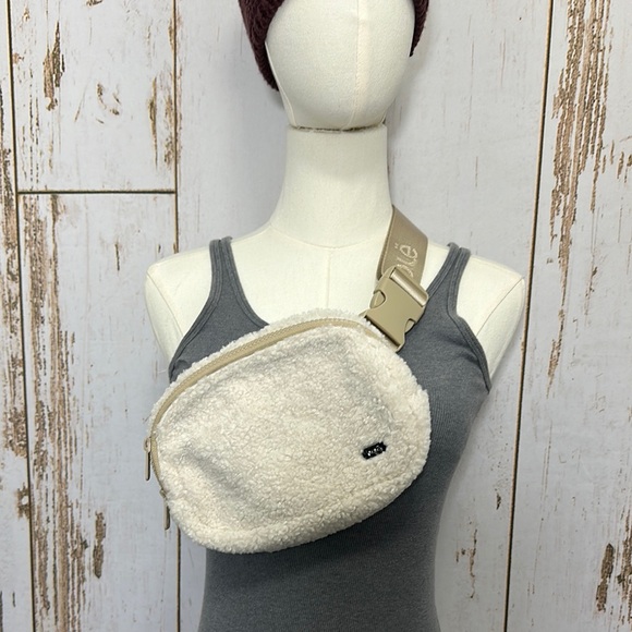 Lole Handbags - Lole Cream Crossbody Bag